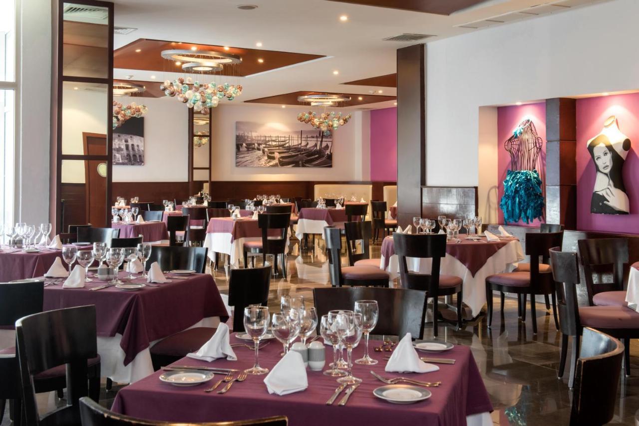 Grand Sunset Princess Playa del Carmen Esterno foto Restaurant