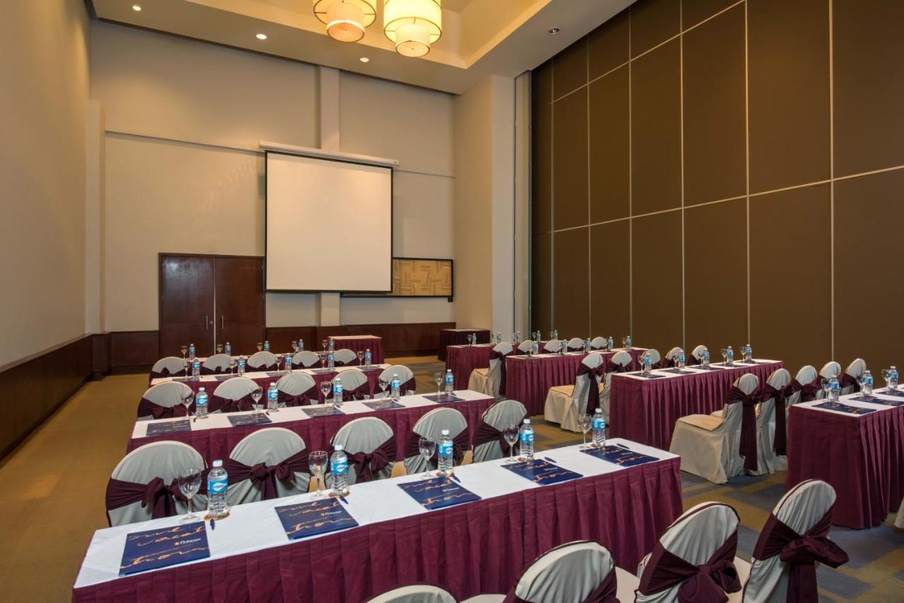 Grand Sunset Princess Playa del Carmen Esterno foto Meeting room
