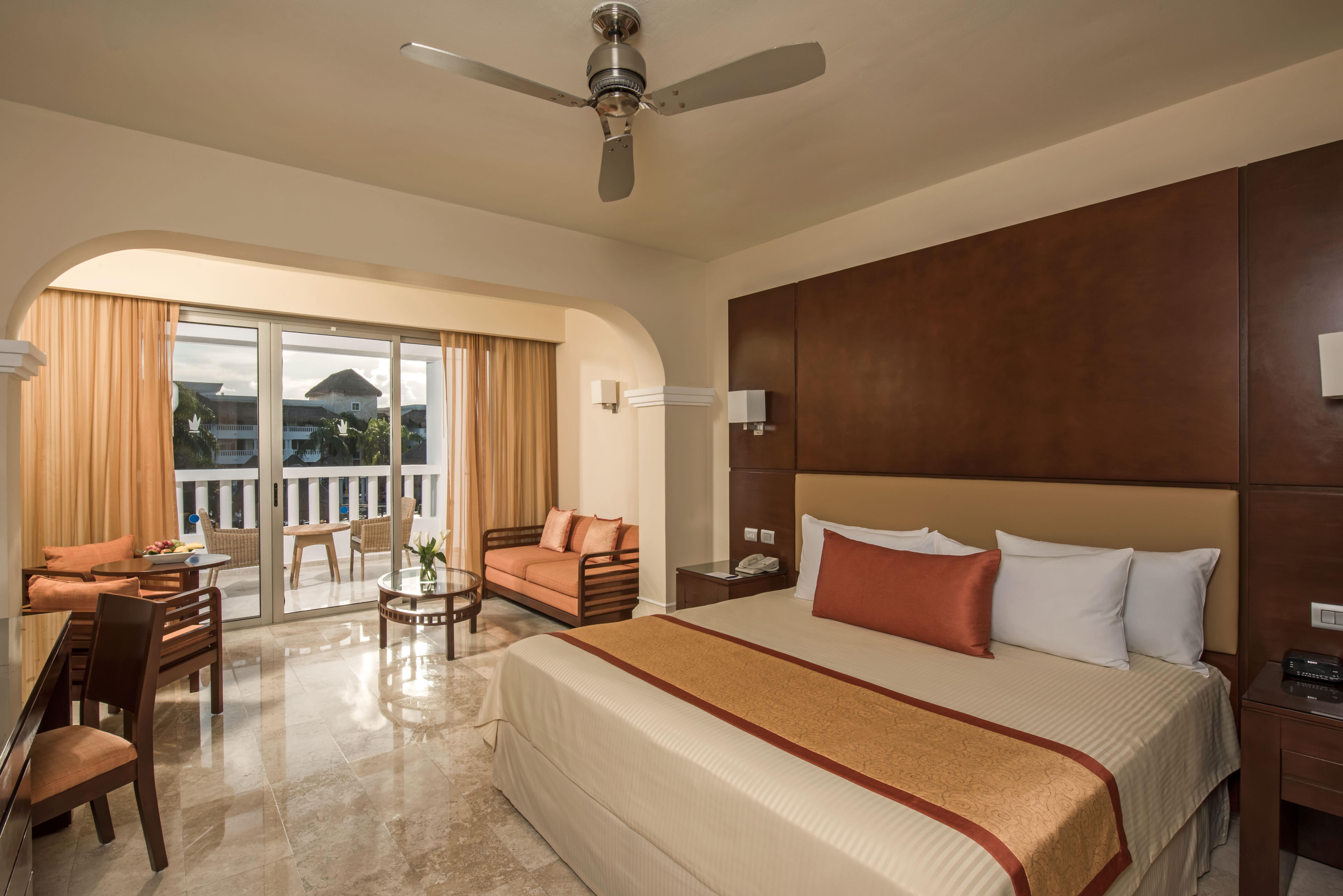 Grand Sunset Princess Playa del Carmen Esterno foto A room at the Hard Rock Hotel